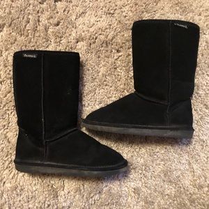 Size 7 Bearclaw UGGS